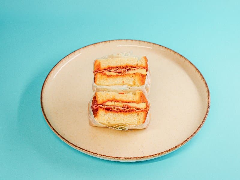 Brie & Bacon Sando
